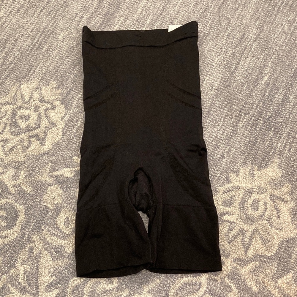 Spanx Slim Congnito Shape Wear